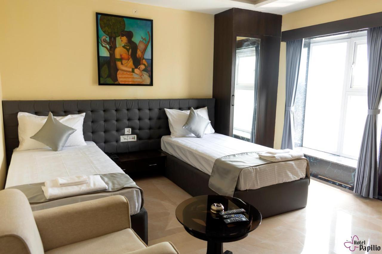 Hotel Papilio Māldah 外观 照片