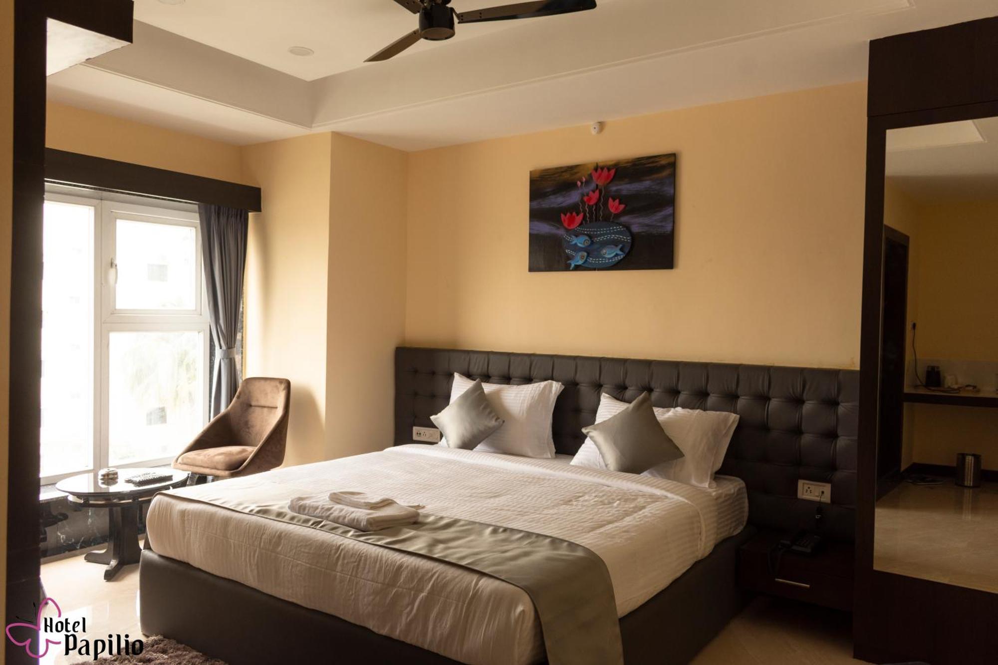 Hotel Papilio Māldah 外观 照片