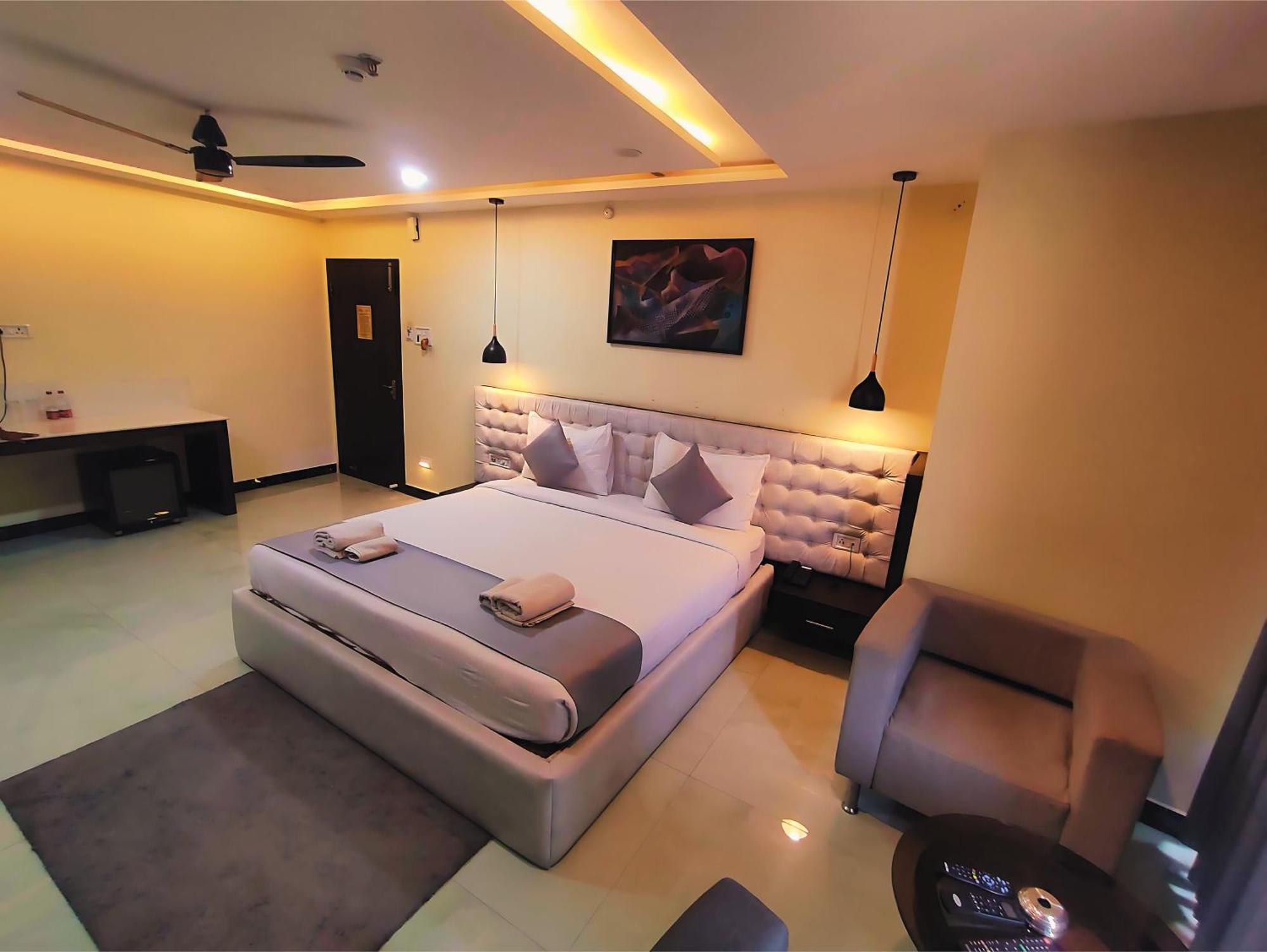 Hotel Papilio Māldah 外观 照片