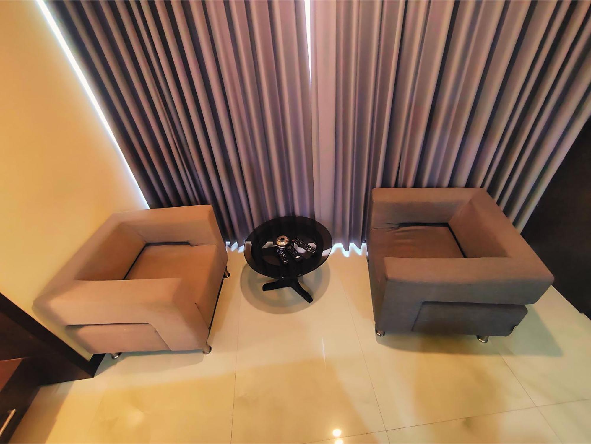 Hotel Papilio Māldah 外观 照片