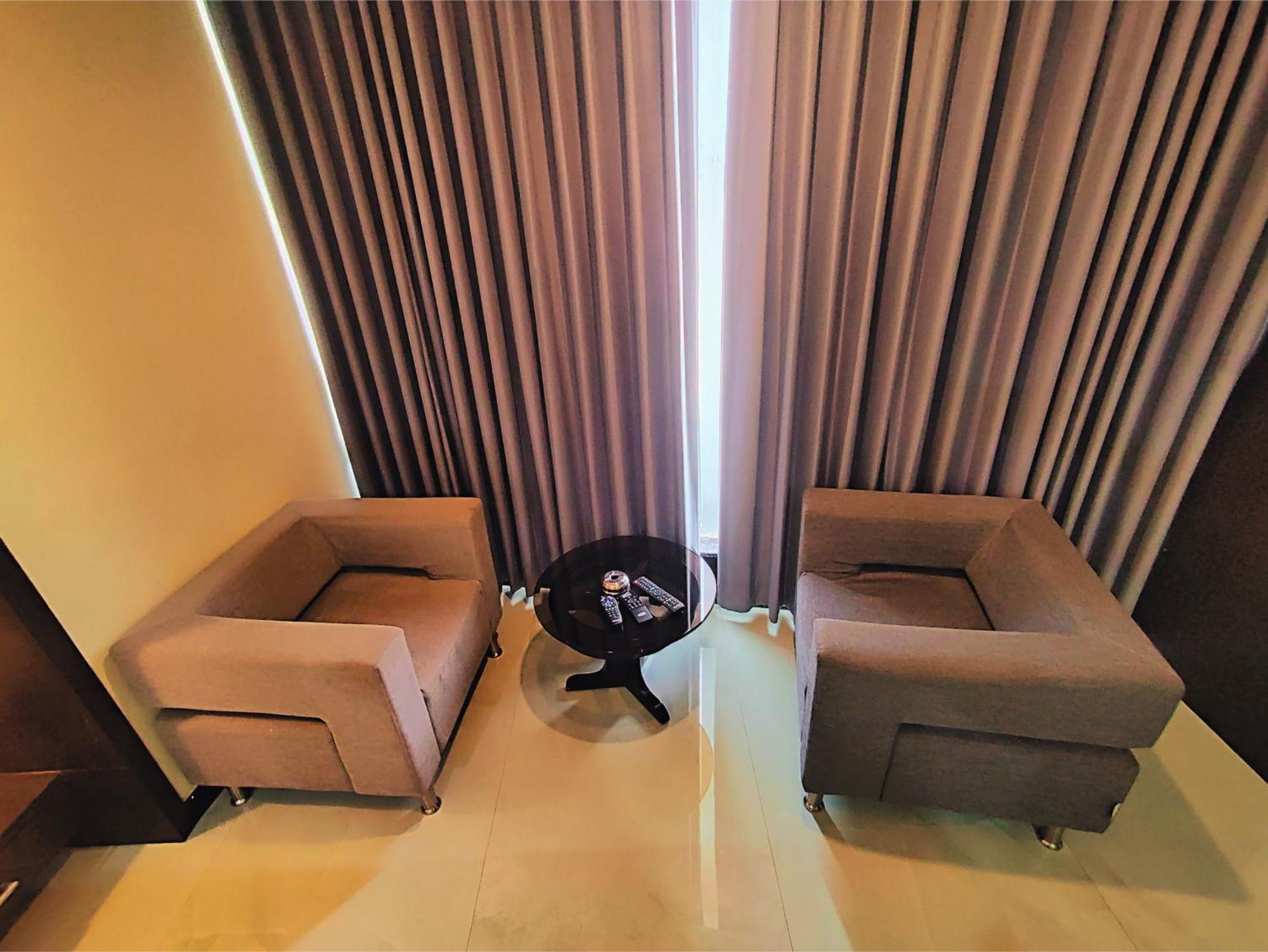 Hotel Papilio Māldah 外观 照片
